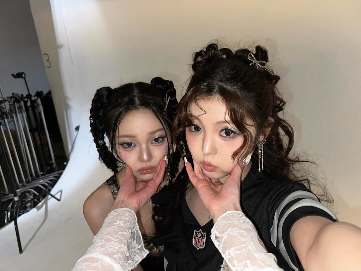 혜주손이래ㅋㅋㅋㅋㅋㅋ 혜주가 리본즈를 영원히 귀여워함