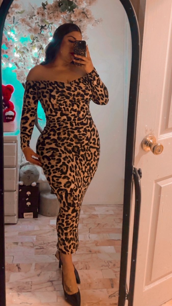 mara esquivel tweet media