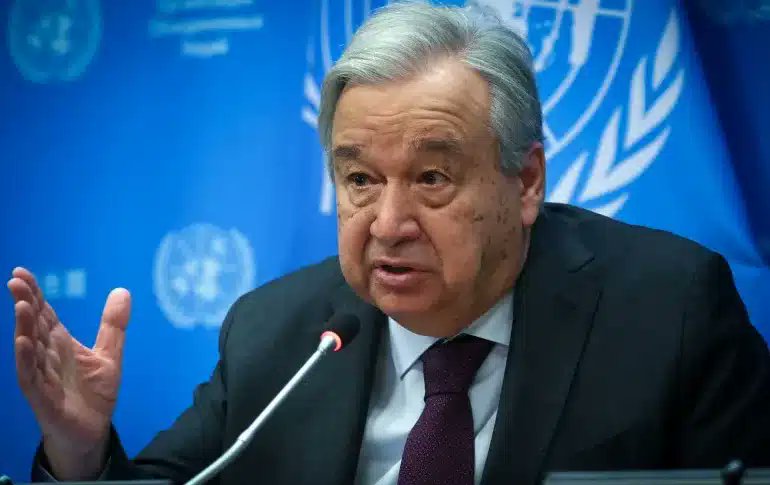 مجلس الأمن يعتزم فرض عقوبات ضد المتورطين في انتهاكات حرب السودان

كشف الأمين العام للأمم المتحدة أنطونيو غوتيريش، السبت، عن عزم مجلس الأمن الدولي اتخاذ إجراءات عقابية ضد جميع الأطراف المتورطة في الانتهاكات خلال الحرب الجارية في السودان.

لقراءة المزيد من تفاصيل الخبر يمكنك الضغط