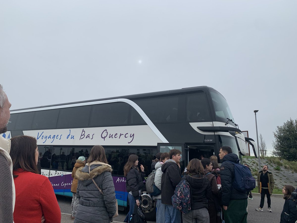 Collège Simone Veil tweet media