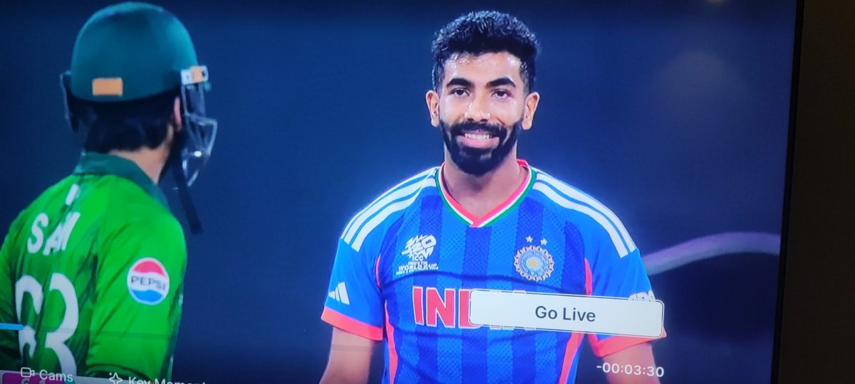 Sunil57159855's tweet photo. ##INDvsPAK Bumraha  expression says who is the boss 

#Indian https://t.co/J2WeAPSinc