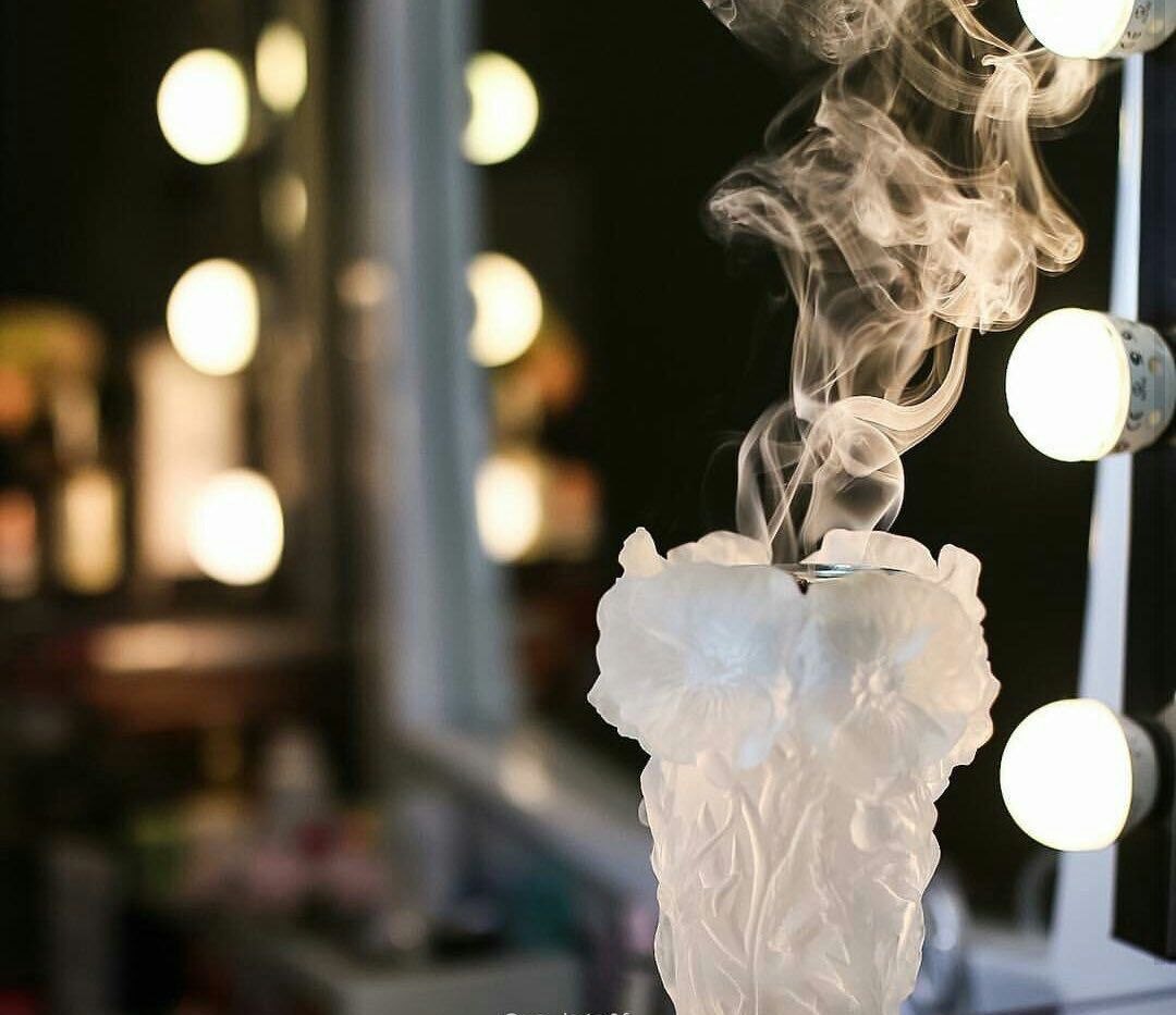 كما تدين تدان ؟ ليس فقط في الظلم بل ستدان حين تجبر خاطراً ، وتزيل هماً ، وتسعد نفساً ، سيأتي اليوم الذي يدان لك جميلك ..