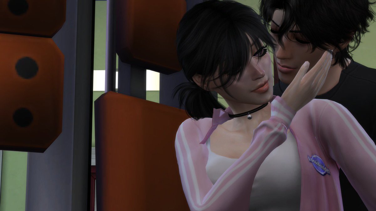 sims gravescest ⚰️ tweet media