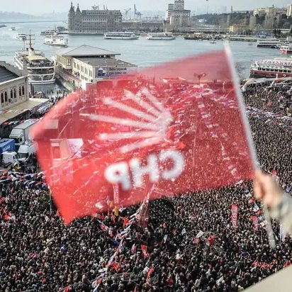 CHP, iktidarın iki boğaz köprüsünü özelleştirme planına karşı “Köprüler Halkındır Satılamaz” yürüyüşü düzenleyecek.