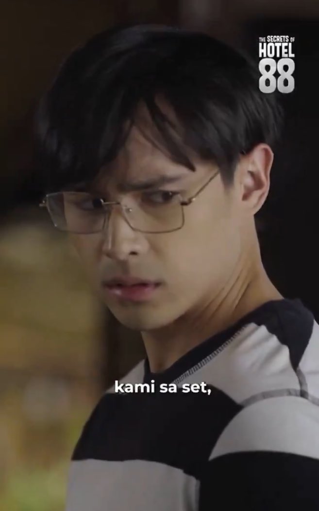 strawberrymcdip's tweet photo. after ng eksenang sinamaan niya ng tingin si misis, bumawi na agad siya ng kiss at hug dahil mahal na mahal niya yan ang aking #hapitot goodnight https://t.co/ZxW8ZhJGMc