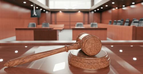 Un total de 27 miembros y asociados de Anti-Tren, facción disidente de la pandilla Tren de Aragua, fueron acusados de 38 cargos. #ImpactoLatino #TrenDeAragua #NuevaYork #juicio