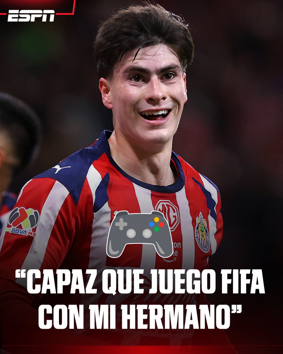 ESPNmx's tweet image. Seguro fue una noche muy feliz para el 'Otaku del Gol'... 🤩 

⚽ Gol 
✅ Victoria 
🎮 Videojuegos 

Así la 'Hormiga' González reveló que celebraría el triunfo en #ElClásico.