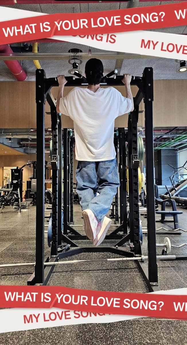 jin's submission for "what is your love song" akdjisjsjsjs THE ARM VEINS then the pink alo baby girl shoes