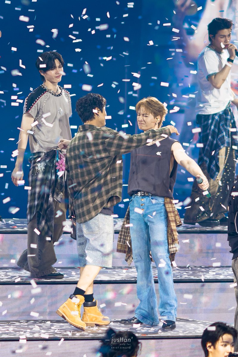 justtan_s's tweet image. พี่คิ้ดเบะคนแรก🫠🤏🏻

#RISERCONCERTD3
#KristPerawat  #Mynameisnanon
#justtanpixz