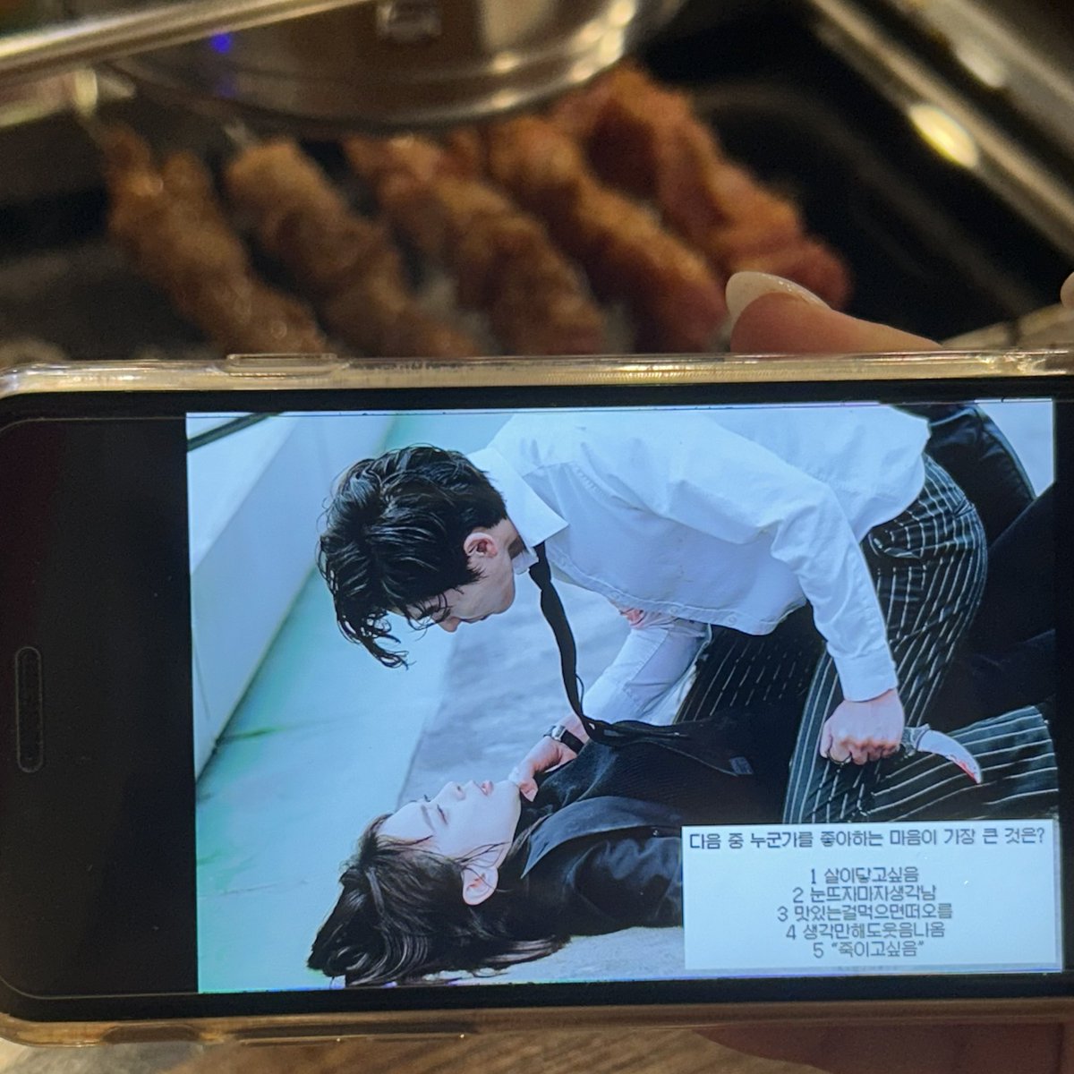 yreumvv's tweet photo. 현생이슈로 잠깐 로그아웃합니다 …
언젠가 돌아옵니다.. ㅜ ㅜ 태권을잊지않을것. https://t.co/m6BA5rTjTM