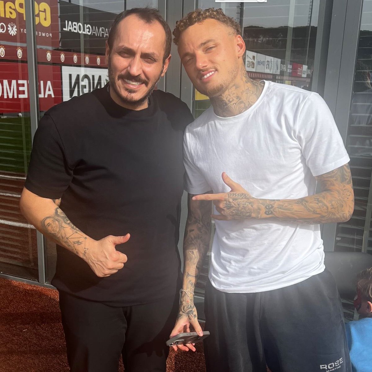 Capone_34Gs's tweet image. Selahattin Aydoğdu’nun ( kebapçı selo ) oğullarının kemerburgazda ne işi var ? @GalatasaraySK