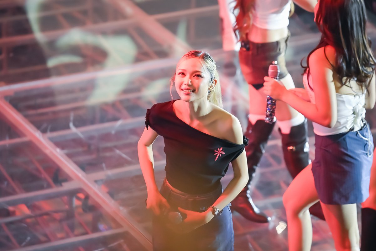 02.14.26 @ Robinsons Place Manila

BINI GWEN

BINI VDAY KILIGAN FEST

#FeelTheLoveWithBINI
#BINI_KiliganFest #BINI <a href="/bini_gwen/">GWEN APULI</a>
@bini_ph