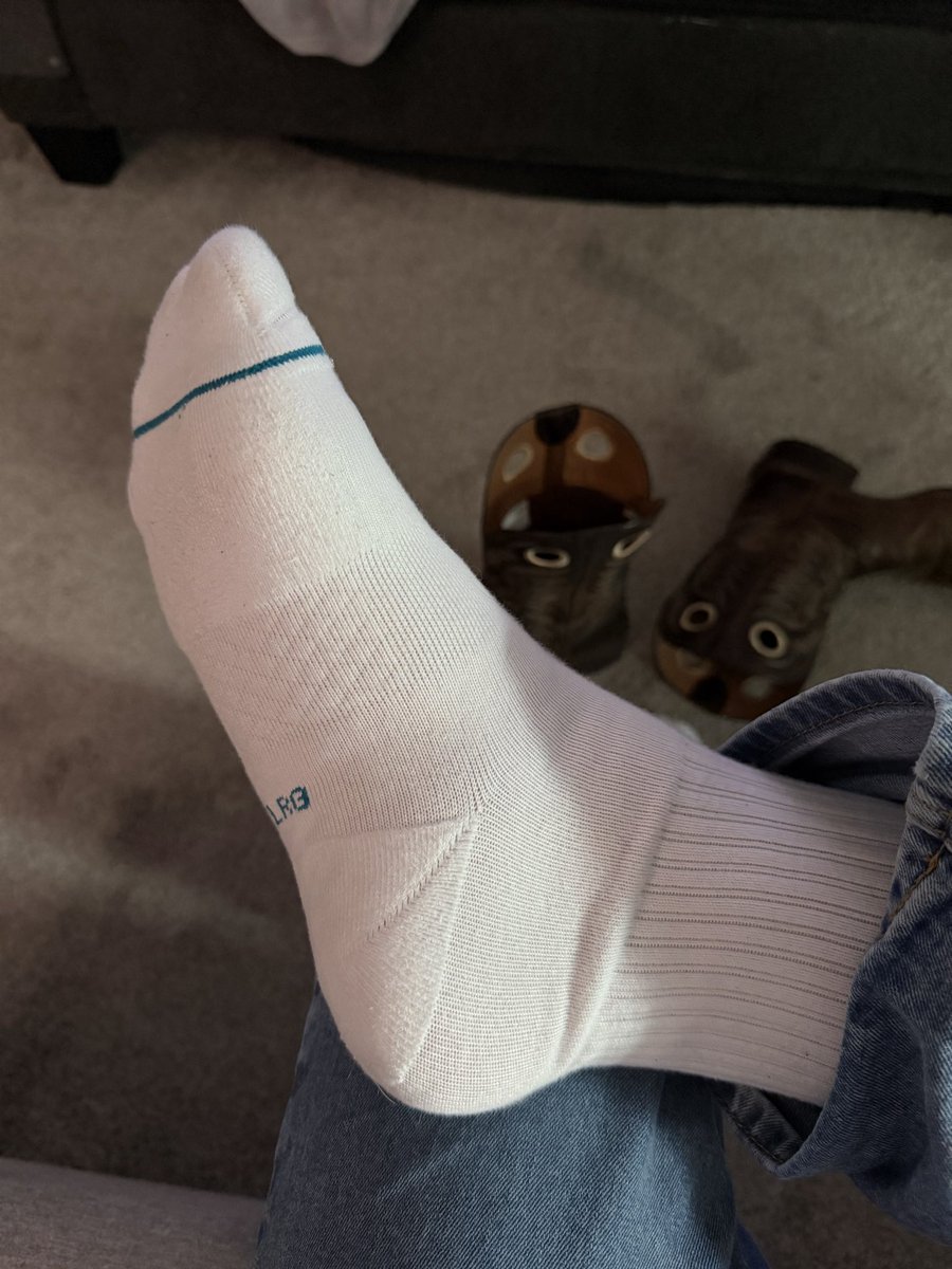 Just back from Home Depot…my goal is to find some guy on a Home Depot trip to sniff these socks in one of the isles. 🥵