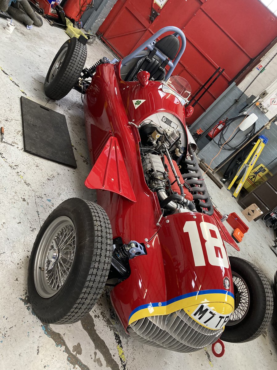 classiccarguru1's tweet photo. #Tipo184 all back together now
Still raining heavy outside, so test drive will have to wait 😕 https://t.co/Oulnsi0WC1