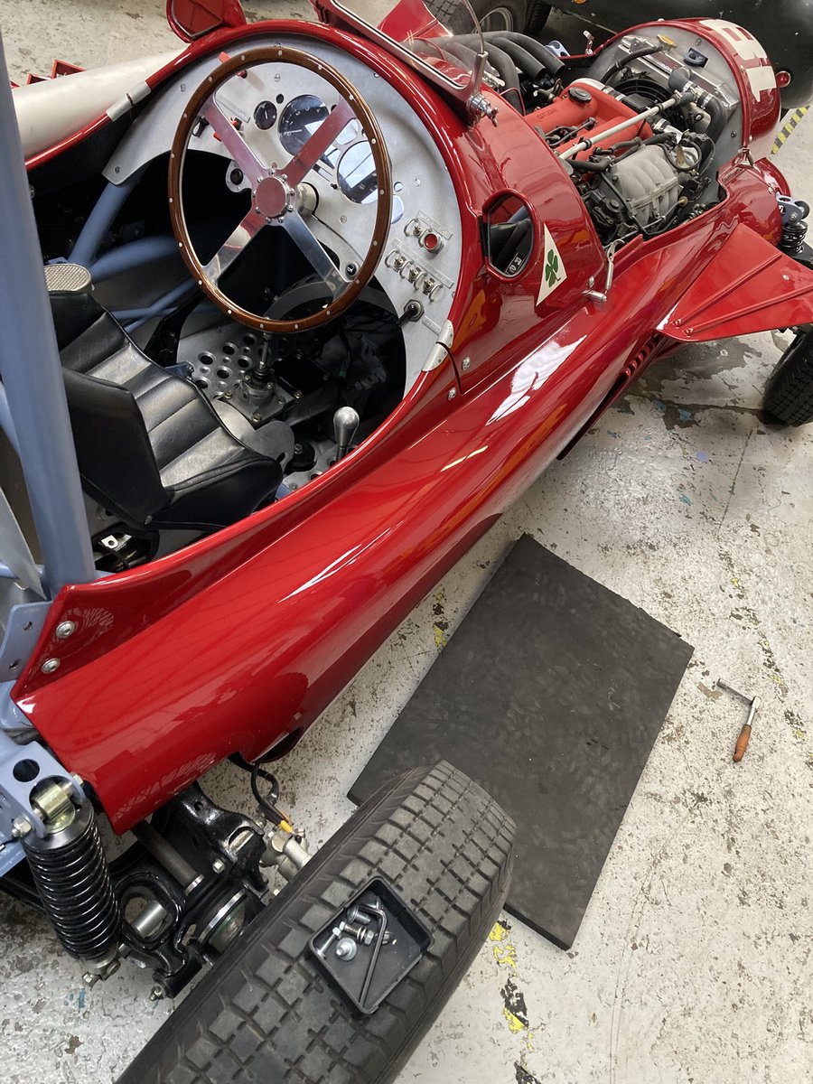 classiccarguru1's tweet photo. #Tipo184 all back together now
Still raining heavy outside, so test drive will have to wait 😕 https://t.co/Oulnsi0WC1