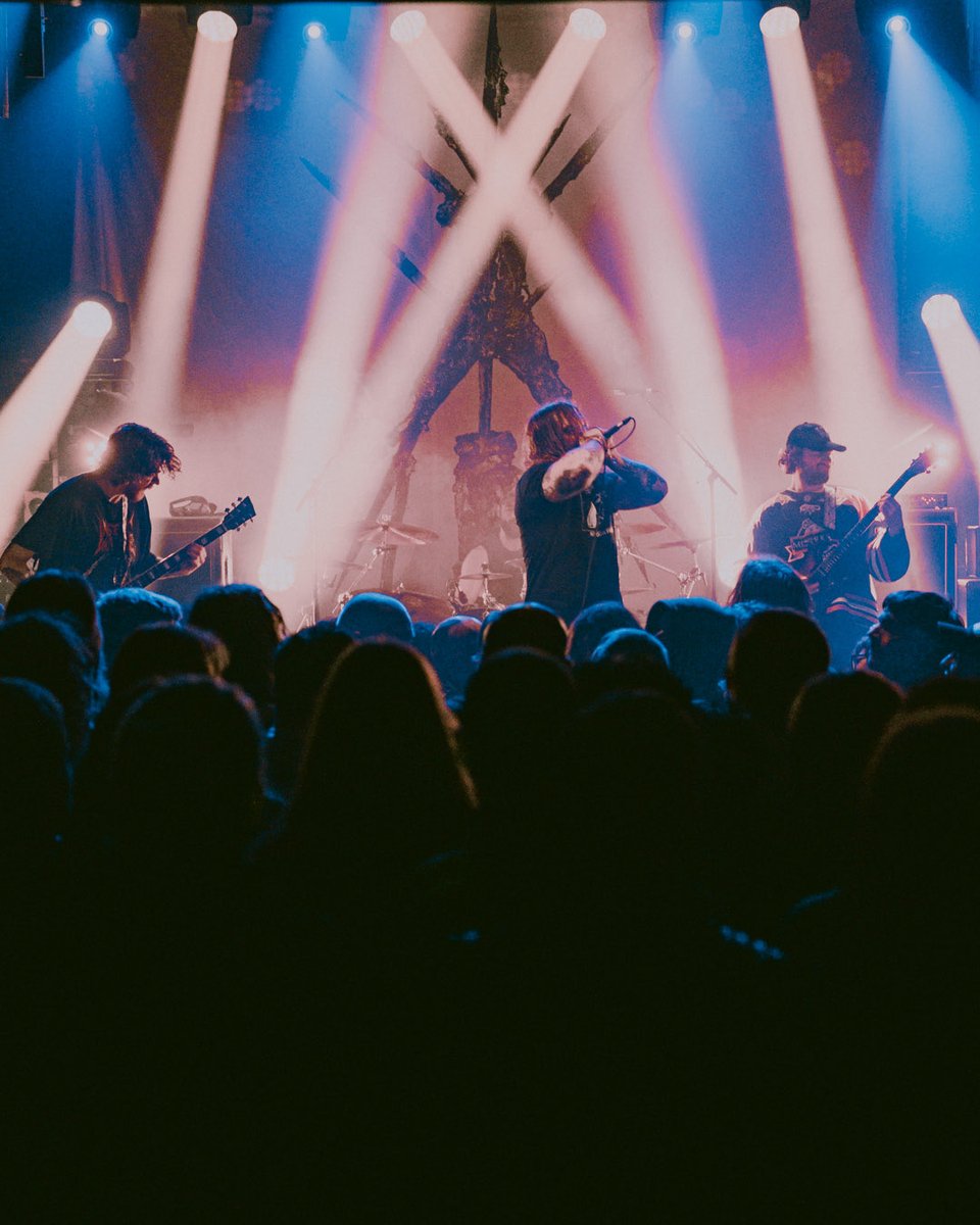 fixmyface tweet media