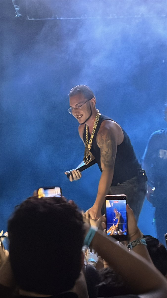 fiquei com ele ontem depois da fervo