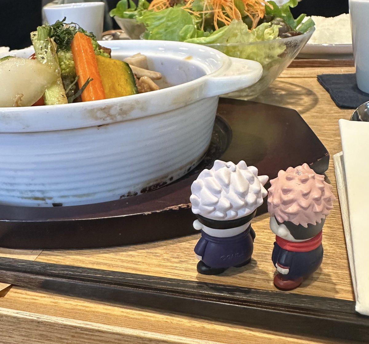 apple_maimai's tweet photo. デケェご飯を見てるのが可愛いってﾜｹ https://t.co/x98qpwu40b