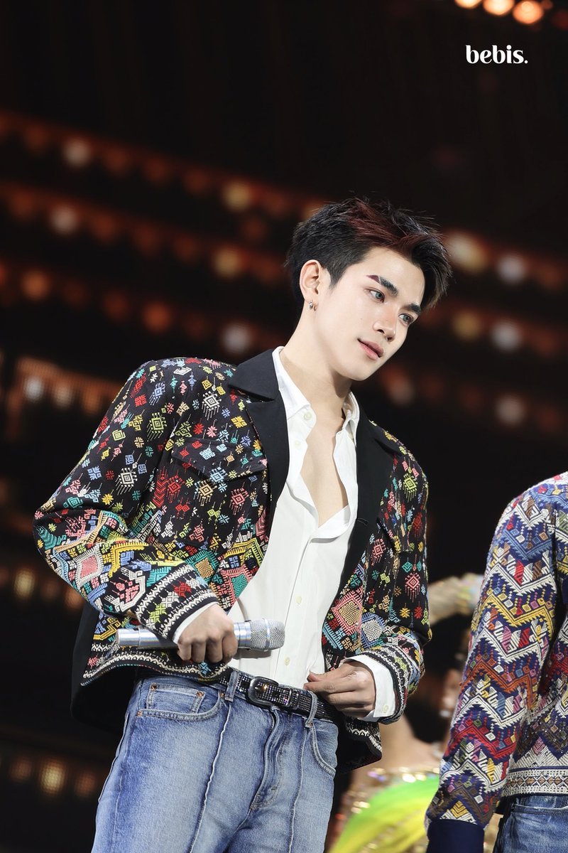 𝙗𝙚𝙗𝙞𝙨 ━ ❄️. tweet media