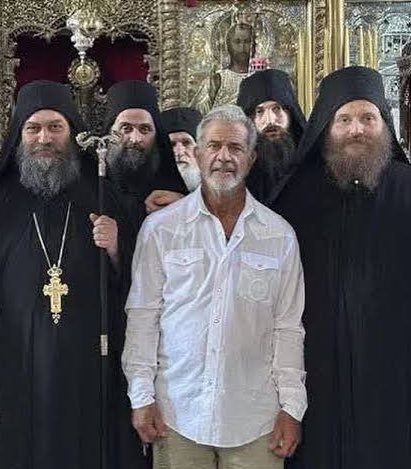 capTercio's tweet photo. Mel Gibson ya estaba exponiendo toda la basura de Hollywood antes que se publicaran los archivos de Epstein.
Por ello lo vetaron y lo marginaron.
Él no sale en los archivos de Epstein, y los demás callan.
 Ya no suena tan loco, ¿verdad? https://t.co/cmGpP9Gx30