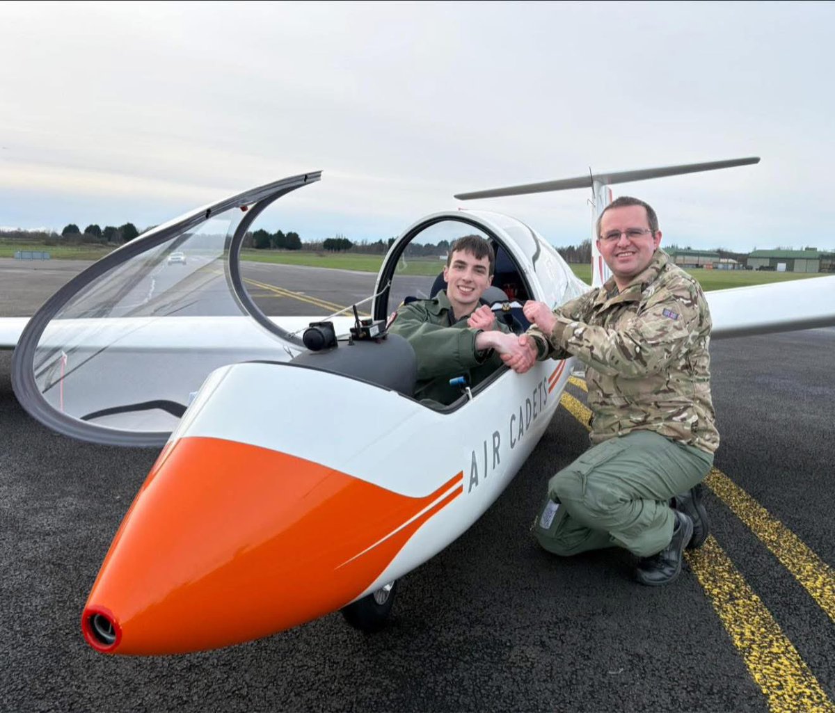 645 Volunteer Gliding Squadron tweet media