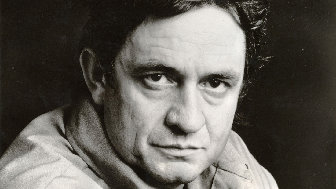 Aquesta setmana he dedicat l'espai "Cinema a <a href="/laxarxa/">La Xarxa</a>" a Johnny Cash, llegenda del Country &amp; Western (i també actor), que ens ha llegat cançons històriques com “I walk the line”, “Folsom Prison Blues”, “Ring of fire”... Entreu aquí i gaudiu-lo:  
share.google/IombgoaSxY8SNr…