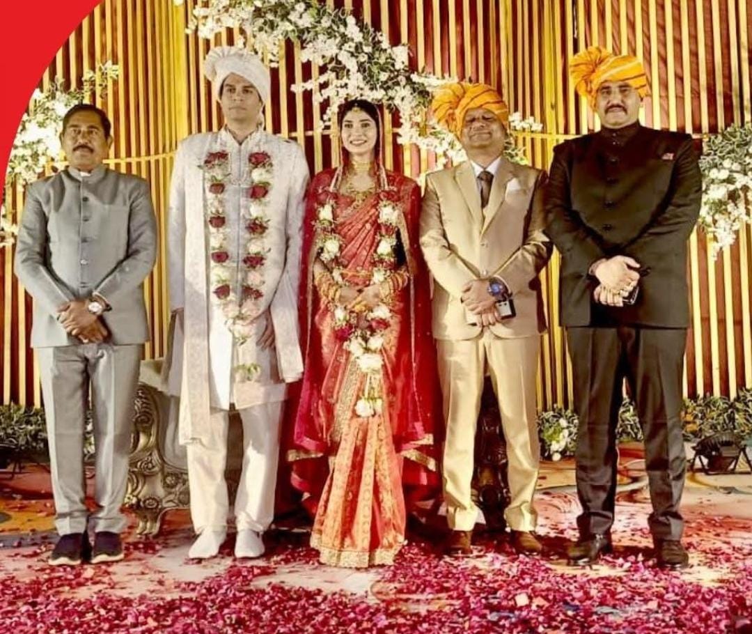 IAS अवि प्रसाद ने IAS आधिकारी अंकिता धाकरे से तीसरी शादी की तस्वीर आई सामने।