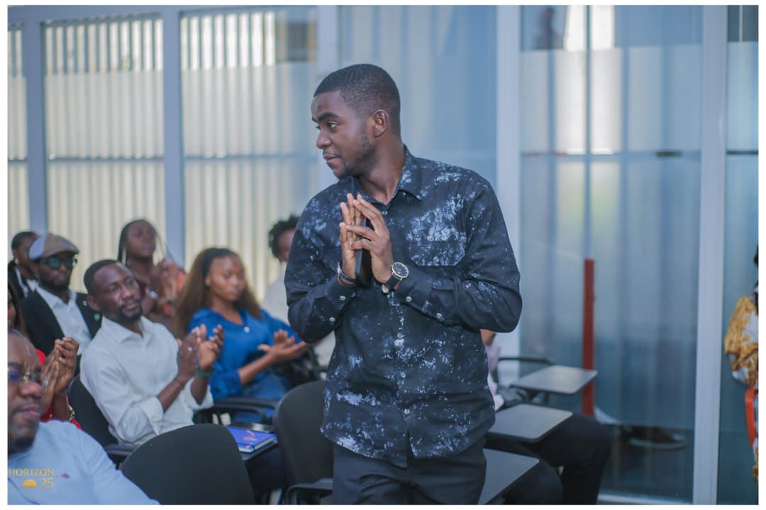 J’ai participé à la clôture et remise des certificats à l’Orange Digital Center Kinshasa
N’attendez pas que tout soit parfait. Commencez, testez, persévérez… et surtout, lancez-vous …c’était mon message aux jeunes formés en entrepreneuriat!
#Entrepreneuriat #Emploi <a href="/fatshi13/">Félix A. Tshisekedi</a>