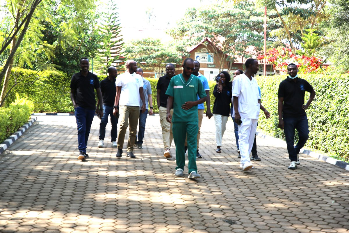 GSF_RC's tweet photo. Beyond providing care, the team toured the GSF campus and shared joyful moments, including roasting sweet potatoes together — strengthening bonds and creating lasting memories.

#CommunityEngagement #HealthForAll https://t.co/ixEKsfBiM2