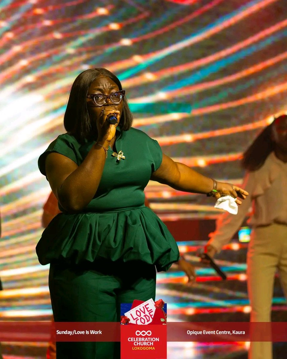 Princekayceee's tweet photo. GOD bless the choir @CCI__Lokogoma 

Good worship sessions 🔥🔥🔥

@TheEnergio 🔥🔥🔥. God bless you and the entire choir of LOKOGOMA and may you all continue to wax stronger in the LORD in JESUS NAME 🙏 

@cci__global https://t.co/fY63HlguEA