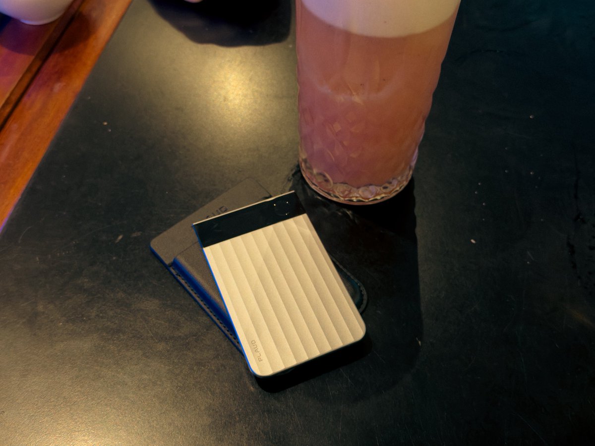 Powlisher tweet media