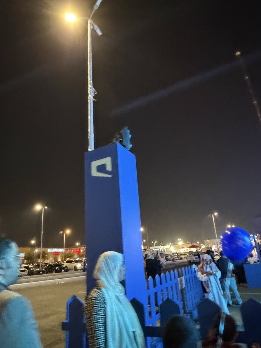 4mmon's tweet photo. @Mobily .
#منك_أقرب
من أرض الحدث مع موبايلي
اجواء مليئة بالحيوية والاحترافية، فعاليات متنوعة ورائعة وتنظيم مبهر .
في .. الدمام
.
.
يارب توفيقك
@Mobily https://t.co/J4gD6Dpv9S