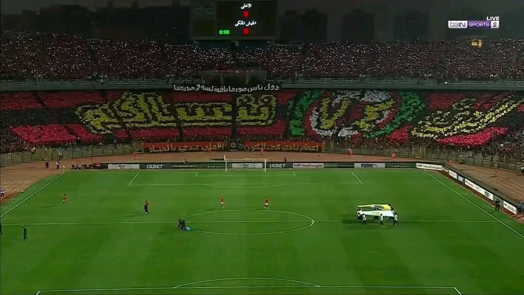 دخلة جماهير الأهلي:أعظم جمهور العالم 💖 

74 .. لن ننساكم ❤️