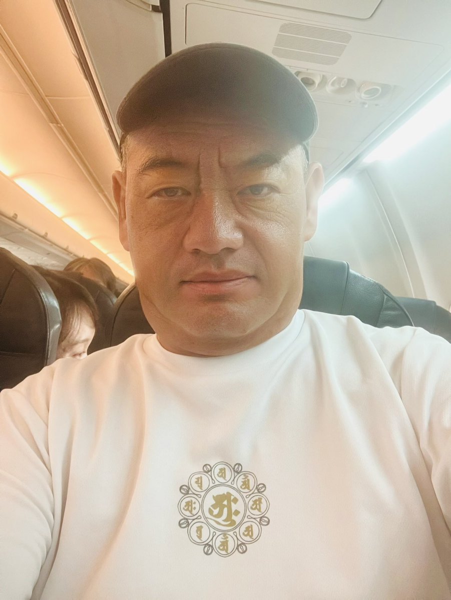 Cong コン tweet media