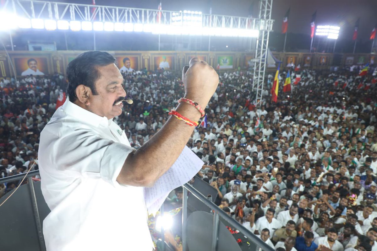 ADMK4Us's tweet photo. மக்களை மறந்துவிட்டு, கொள்ளையடித்துக் குவிக்கும் திமுக குடும்பத்தை இன்னும் இரண்டே மாதங்களில் ஜனநாயகப்
 பூர்வமாக வீழ்த்தி, 
#மக்களைக்_காப்போம், #தமிழகத்தை_மீட்போம்

#ByeByeStalin #புரட்சித்தமிழரின்_எழுச்சிப்பயணம் #EPSfor2026 https://t.co/NMAiwWh98v