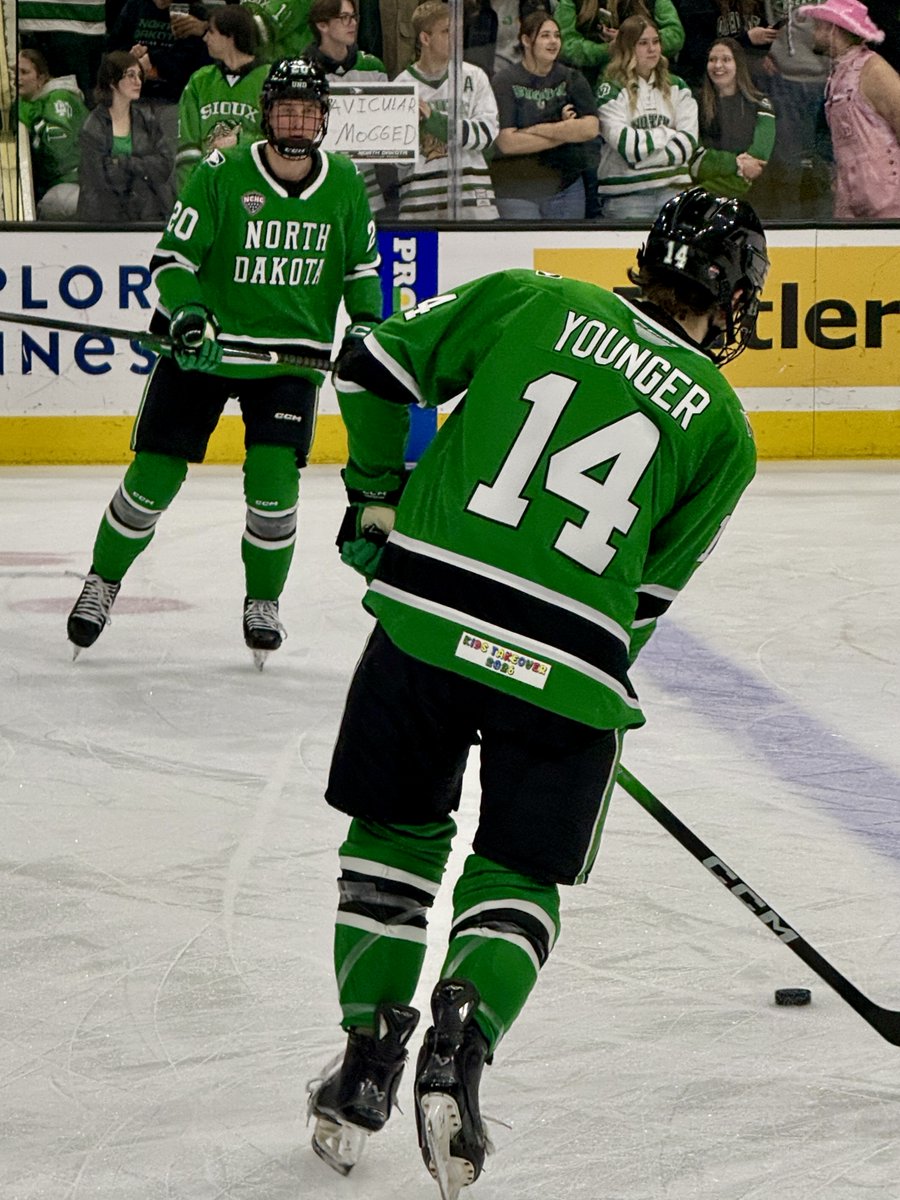TheREA's tweet image. The Kids Takeover 🖍  jersey auction runs through Tues, Feb 17.  Bid on limited-edition UND jerseys that feature each player's childhood nickname, commemorative patch &amp;amp; were worn by the team during pregame warmups.
Learn more and place your bids at: pd.undalumni.org/jersey
