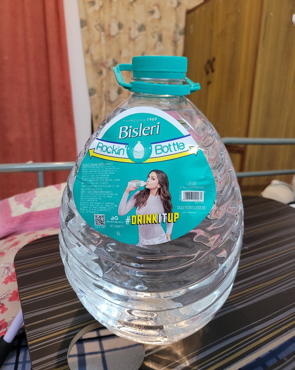 Bought Bisleri 5ltr for the first time in hostel.
Pov: When hostel water tastes like shit and you have Blinkit by your side.
Thank you <a href="/letsblinkit/">Blinkit</a> for coming to BIT MESRA😊