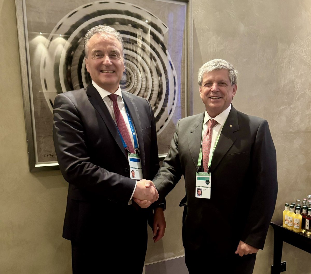 Ministerio de Defensa tweet media