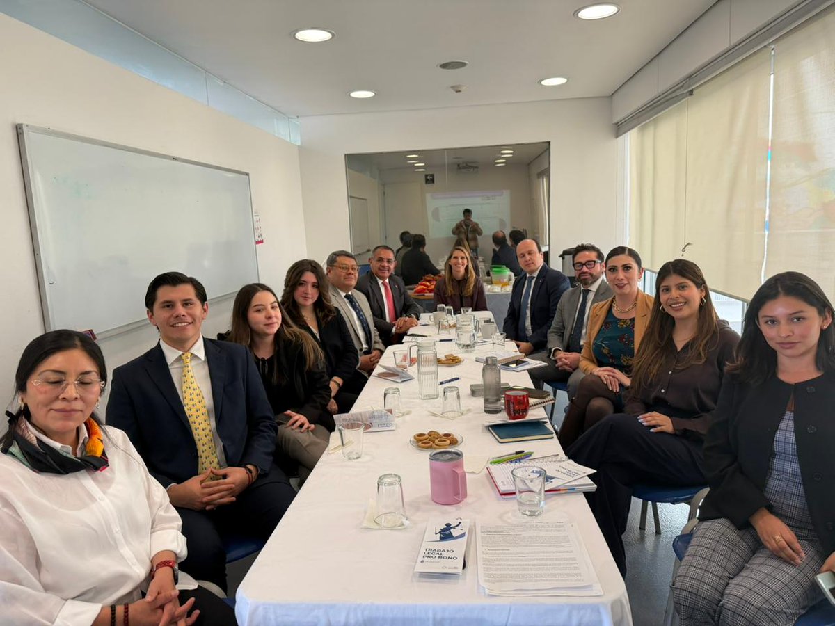 Colegio de Abogados tweet media