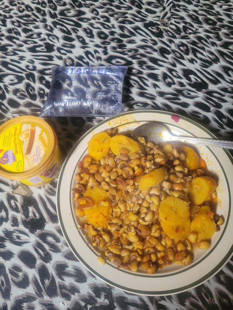 Please, can you tell if this bean is well cooked or not  just by looking at it?