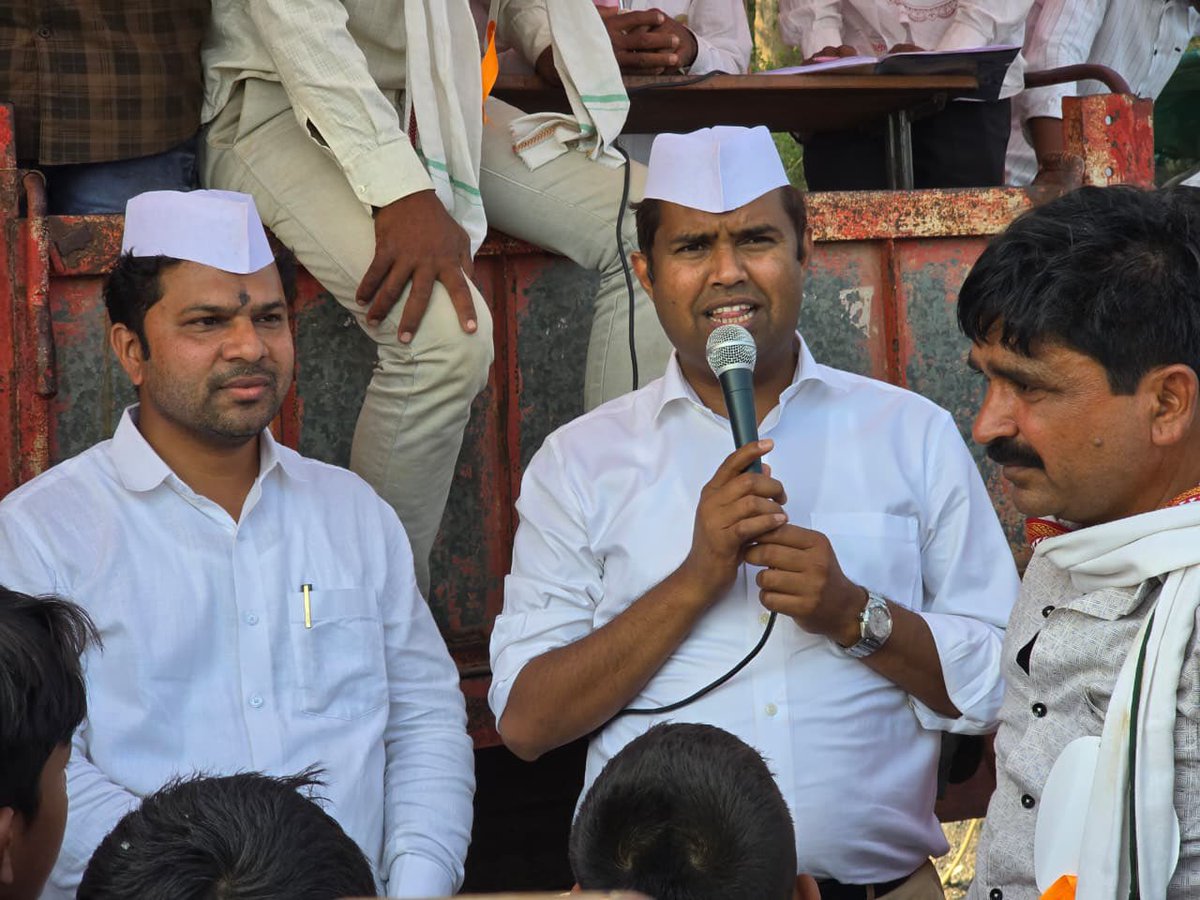 mlamangeshbjp's tweet photo. बहाळ ऋषीपांथा येथे महाशिवरात्री निमित्ताने सालाबादप्रमाणे आयोजित भव्य कुस्त्यांच्या स्पर्धेला भेट दिली व पैलवानांचा उत्साह वाढवला.
#Bahal #chalisgaon https://t.co/YNzN0JjGKG