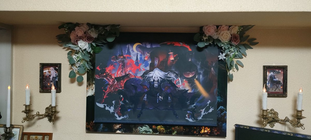 この部屋維持するために月一で大充電祭りがある…燭台多すぎるけど後悔はしていない…でも大量の充電は面倒くさい