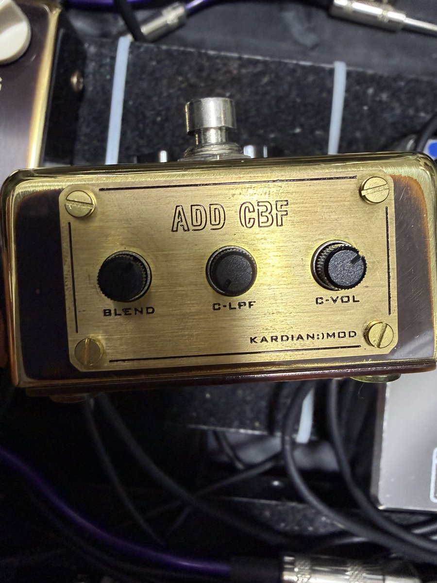 RT @noaz5: エフェクターレビュー！ 本日手に入れた ・VEMURAM Karen