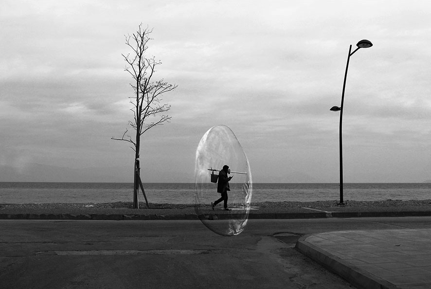 Street photography by Panagiotis Kotsiris. #blackandwhite #streetphotography #photography #photographie #fotografie