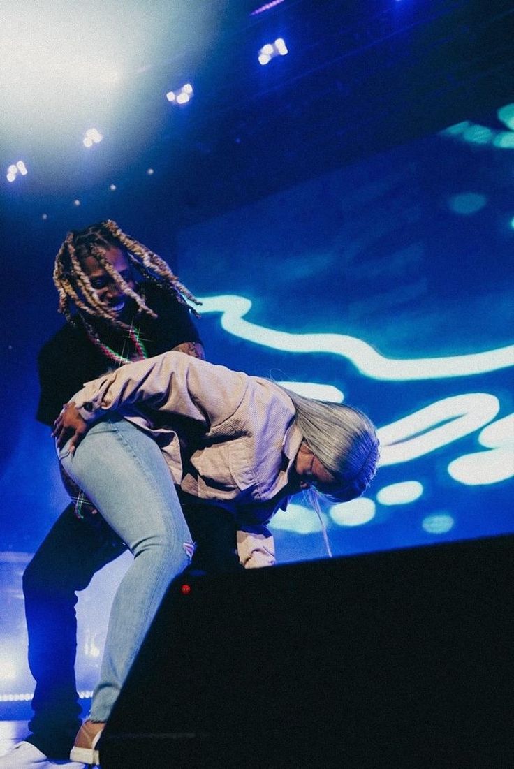 Lil durk, what's going on here 🙄