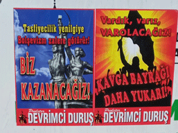 Emekçi semtlere ve merkezi yerlere “Kavga bayrağı daha yukarı! Vardık, varız, varolacağız!” ve “Tasfiyecilik yenilgiye Bolşevizm zafere götürür! #BizKazanacağız” yazılı, #PDD imzalı stickerler yapıldı.
tinyurl.com/bdfdfwda