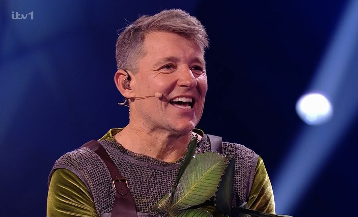 DebbieBlackma14's tweet photo. Congratulations @benshephard on your #MaskedSingerUK journey 👏👏. That was epic and brilliant pulling the wool over our eyes on the panel🤣🤣. My favourite contestant of all time. I couldn't stop smiling and laughing. Totally adored Conker https://t.co/t0AoEQ3YQG