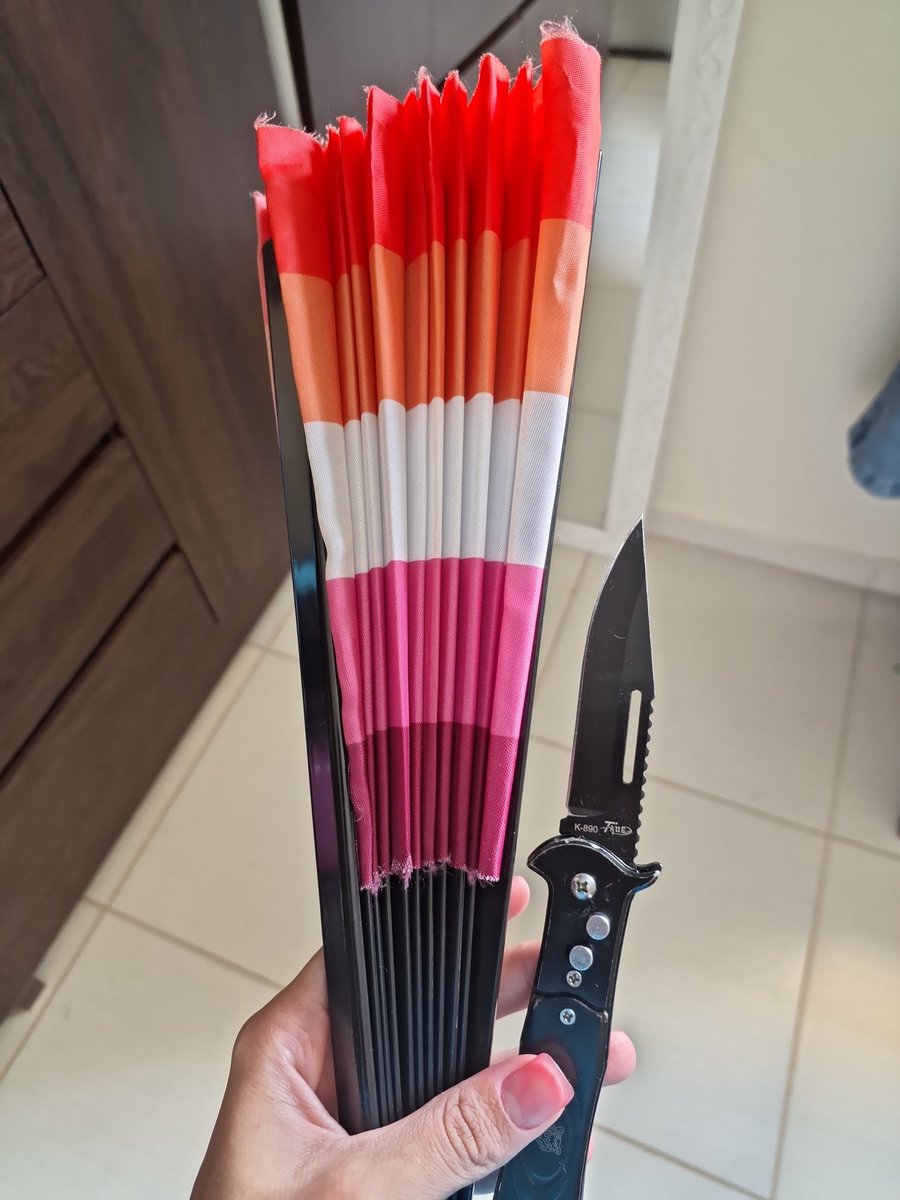 ₐ𝚗ₐⱼᵤ𝚗ₐ ⚢✂️🦕 tweet media