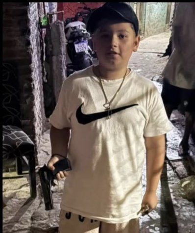 Kukas: vamos a homenajear en un festival a un pibito que mató la policia

La foto más tranqui que consiguieron y tuvieron que editar: