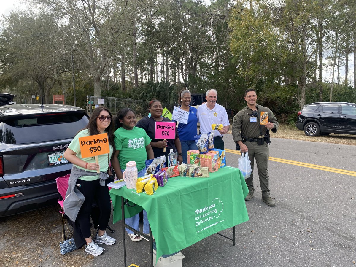 Karen Troutman tweet media